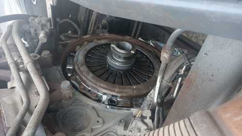 замена сцепления на грузовике с выездом